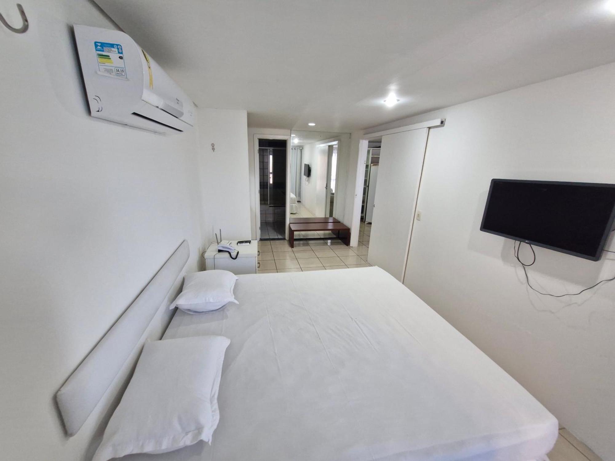 Aparthotel Iate Plaza - Flat 1213 Particular